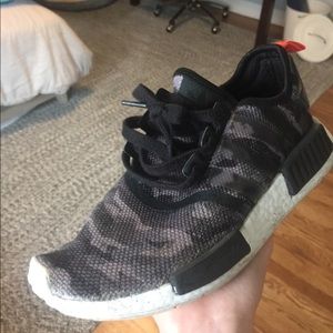 | NMD R1 | black camo size 6.5